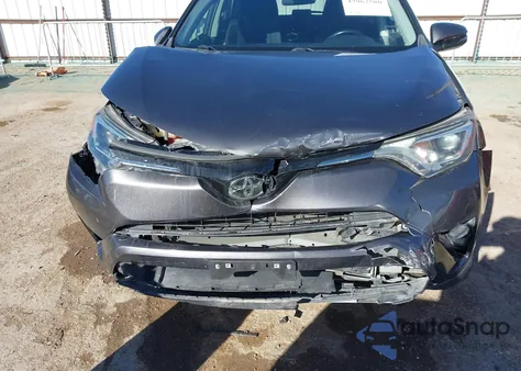 2018 Toyota Rav4 Xle from USA, damaged, VIN JTMWFREV4JJ731429